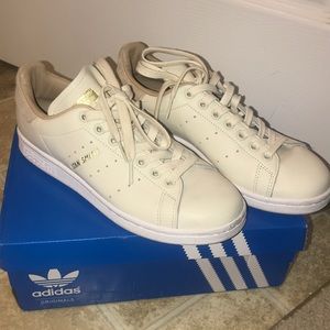 Adidas Stan Smith sneakers